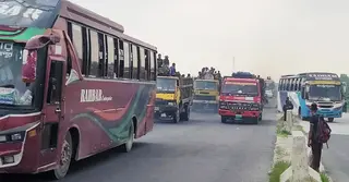 যমুনা সেতুর পশ্চিম পাড়ে যানবাহনের ঢল, নেই যানজট